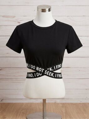 Romwe tee